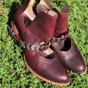 • Blade Bootie •